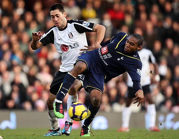 举足轻重 举足轻重